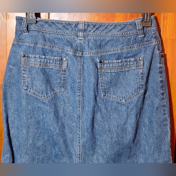 👢SONOMA denim skirt Size 10 - Picture 4 of 7